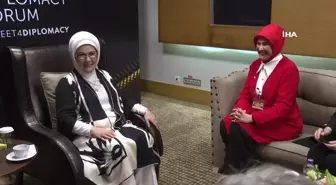Emine Erdoğan, Uluslararası Kızılhaç ve Kızılay Dernekleri Federasyonu Başkanı Kate Forbes ile bir araya geldi