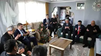 Düzce Valisi Selçuk Aslan, Şehit Yakınları ve Gazileri Ziyaret Ediyor