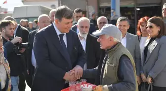 CHP İzmir Büyükşehir Belediye Başkan Adayı Cemil Tugay: Sandığa Gitmemek Çözüm Değil