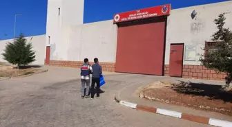 Kilis'te 4 firari hükümlü cezaevine teslim edildi