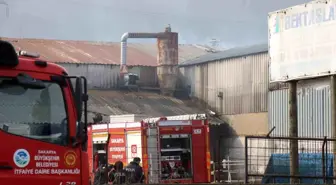 Arifiye'deki Ahşap Ürünleri Üretim Atölyesinde Yangın