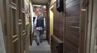 Baba Ocağını Restore Edip Kültür Evinde Sergiliyor