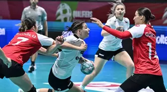 A Milli Kadın Hentbol Takımı Bulgaristan'ı 38-13 Yendi