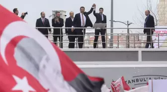 İmamoğlu Avcılar'da halk buluşmasına katıldı