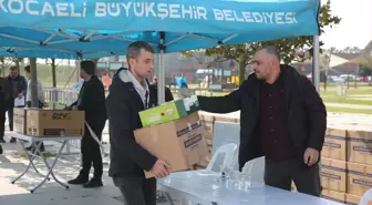 Kocaeli Büyükşehir Belediyesi, Balıkçılara 4,5 Milyon Liralık Malzeme Desteği Veriyor