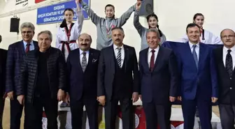 Eskişehir Necip Fazıl Kısakürek Ortaokulu Öğrencileri Spor Alanında 3 Başarıya İmza Attı