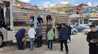 Çelikhan'da 4 Bin Tüplü Ceviz Fidanı Üreticilere Dağıtıldı