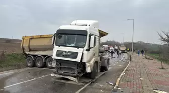 Edirne'de Hafriyat Kamyonları Çarpıştı: 1 Ölü