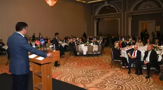 Hamza Dağ, İzmir Büyükşehir Belediye Başkan adayı olarak iş dünyasına destek sözü verdi