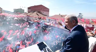 Mansur Yavaş: Seçim nedeniyle ilk defa afişlere fotoğraflarım basıldı