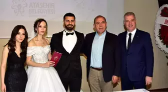 Ataşehir Nikah Dairesi'nde Nazmiye-Selahattin Demir çifti evlendi