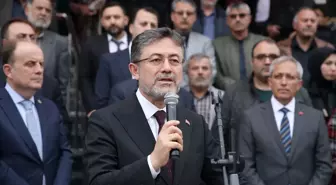 Tarım ve Orman Bakanı Yumaklı: 'Genel seçimlerden önce vadettiler, şimdi tuz buz oldular'