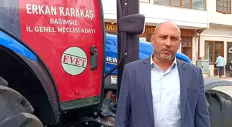 Bağımsız İl Genel Meclis Üyesi Adayı Traktörünü Seçim Arabası Olarak Kullanıyor