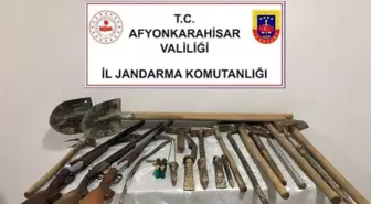 Afyonkarahisar'da İzinsiz Kazı Yapan 4 Zanlı Gözaltına Alındı