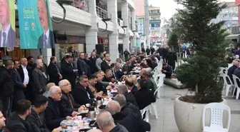 AK Parti İzmit Belediye Başkan Adayı Muharrem Tutuş, İzmit esnafıyla buluştu