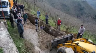 Giresun Belediye Başkanı Aytekin Şenlikoğlu, Kavaklar Mahallesi'nde altyapı çalışmalarını inceledi