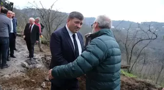 Giresun Belediye Başkanı Aytekin Şenlikoğlu, Kavaklar Mahallesi'nde altyapı çalışmalarını inceledi