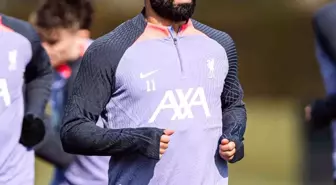 Liverpool'un yıldız futbolcusu Salah antrenmana başladı