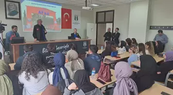 Sakarya'da Üniversite Öğrencilerine Afet Farkındalığı Eğitimi Verildi