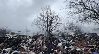 Zonguldak'ta tekstil atölyesinin deposunda çıkan yangın söndürüldü