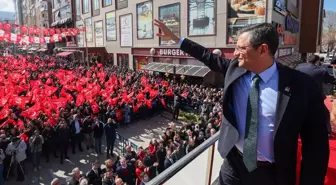 CHP Genel Başkanı Özgür Özel, Kadın Hakları ve Belediyecilik Hizmetleri Konusunda Taahhütte Bulunacaklarını Açıkladı