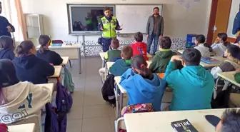 Karacasu İlçe Jandarma Komutanlığı öğrencilere elektrikli bisiklet ve scooter kullanımı hakkında bilgilendirme yaptı