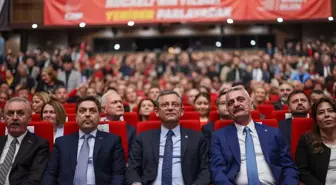 CHP Genel Başkanı Özgür Özel, Türkiye İttifakı'nın Belediye Başkan Adaylarını Destekliyor