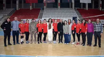 Erzincan Emniyet Müdürlüğü Kadın Voleybol Takımı Finale Yükseldi