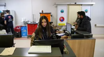 Van'da kadın sağlık çalışanları, 8 Mart Dünya Kadınlar Günü'nü görev başında geçiriyor