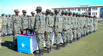Somali'de Türk Eğitim Üssü'nde eğitim alan 500 asker göreve başladı