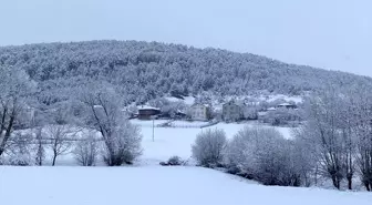 Karabük ve Bolu'nun yüksek kesimlerinde kar etkili oldu