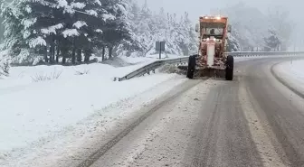 Kastamonu'da Kar Yağışı: Kar Kalınlığı 10 Santimetreye Ulaştı