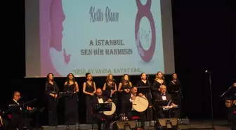 Sivas Devlet Türk Halk Müziği Korosu Yeşilay Haftası ve 8 Mart Dünya Kadınlar Günü'nde konser verdi