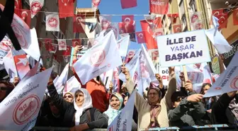 Demokrat Parti Genel Başkanı Gültekin Uysal, yeni bir dönem başlatmak için çalışacak