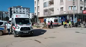 Adıyaman'da otomobil ve motosiklet çarpışması: 2 kişi yaralandı