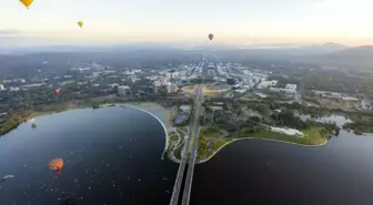 Avustralya'da Kanberra Balon Şöleni Başladı