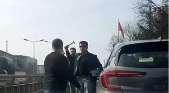 Beylikdüzü E-5 Karayolu'nda İftar Saatinde Trafikte Kavga Çıktı