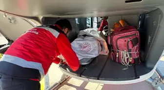 Kalp rahatsızlığı yaşayan hamile kadın ambulans helikopterle sevk edildi