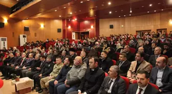 Ahlat'ta İstiklal Marşı'nın Kabulü ve Mehmet Akif Ersoy'u Anma Günü Programı Gerçekleştirildi