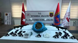 İstanbul'da büyük uyuşturucu operasyonu: 13 kilogram skunk ele geçirildi