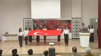 İslahiye'de İstiklal Marşı ve Mehmet Akif Ersoy'u Anma Günü Programı Düzenlendi