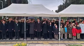 Milli Şair Mehmet Akif Ersoy'un kabri başında anma programı düzenlendi