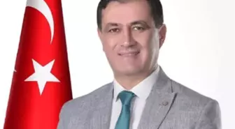 Halil Öztürk kimdir? CHP Antalya Elmalı Belediye Başkan Adayı Halil Öztürk kaç yaşında, nereli?