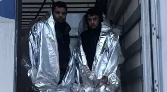 Edirne'de TIR'da yakalanan kaçak göçmenlerin alüminyum folyo kaplı kıyafetleri