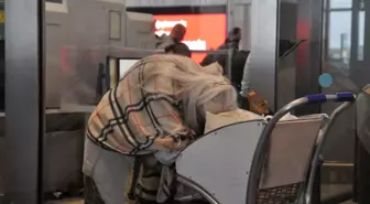 İranlı Akademisyen vizesi reddedilince İstanbul Havalimanı'nda kalmaya başladı