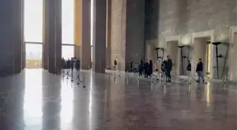 Birlik ve Dayanışma Sendikası Anıtkabir'i ziyaret etti