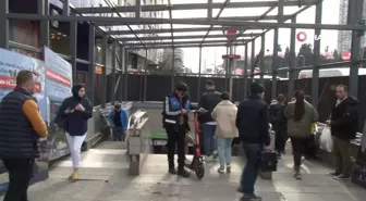 Mecidiyeköy metroda bir kişi raylara atlayarak intihar etti