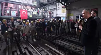 Zonguldak Belediye Başkanı Ömer Selim Alan, madencilerle buluştu