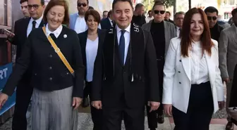 Ali Babacan Manisa'da esnafı ziyaret etti