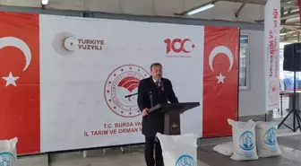 Harmancık ilçesinde 8 ton aspir tohumu dağıtım töreni düzenlendi